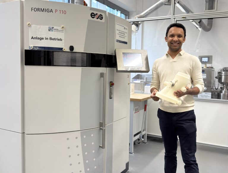 Scholarship with a focus on polymer technology for LKT student assistant